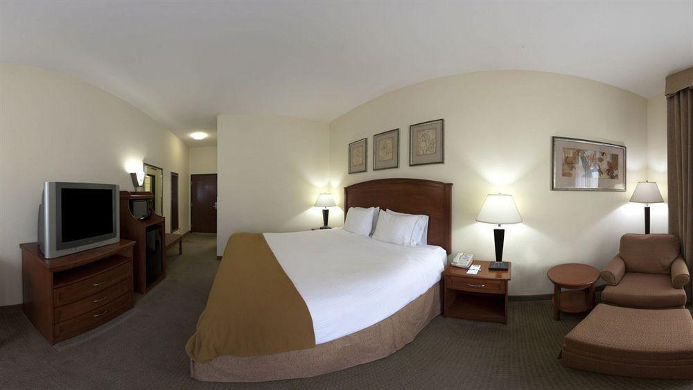 Holiday Inn Express Hotel & Suites Dallas - Grand Prairie I-20 By Ihg Экстерьер фото