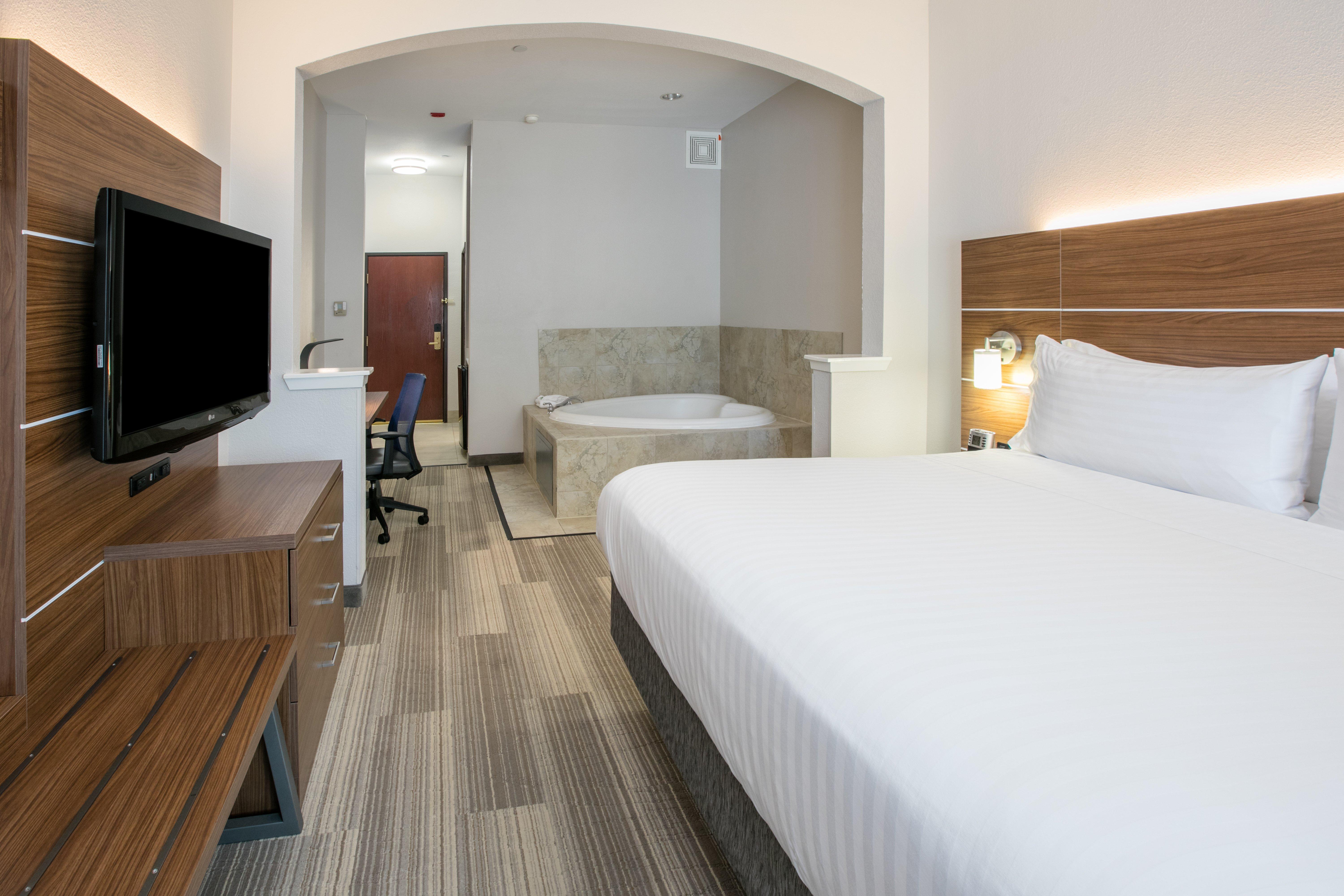Holiday Inn Express Hotel & Suites Dallas - Grand Prairie I-20 By Ihg Экстерьер фото