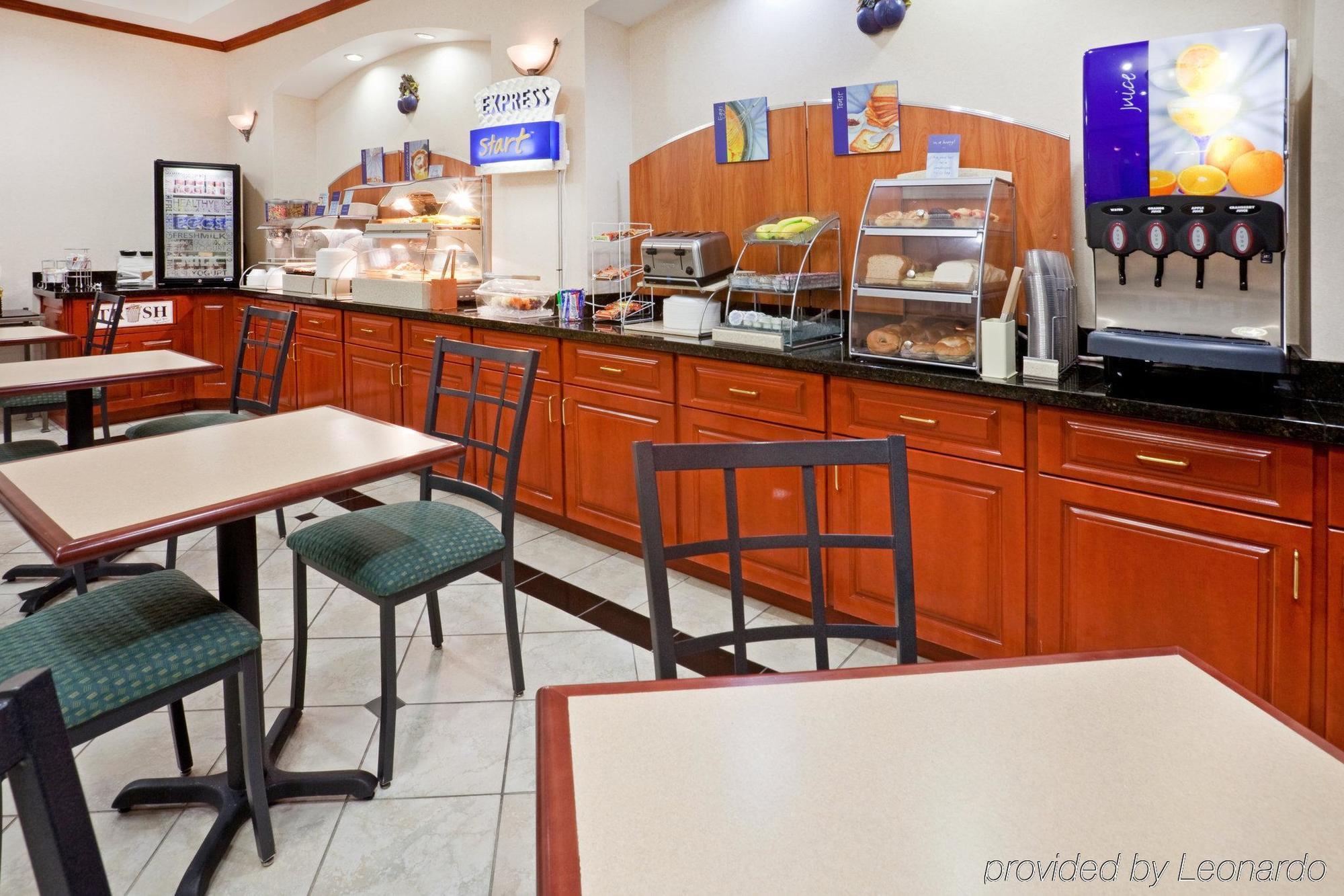 Holiday Inn Express Hotel & Suites Dallas - Grand Prairie I-20 By Ihg Экстерьер фото