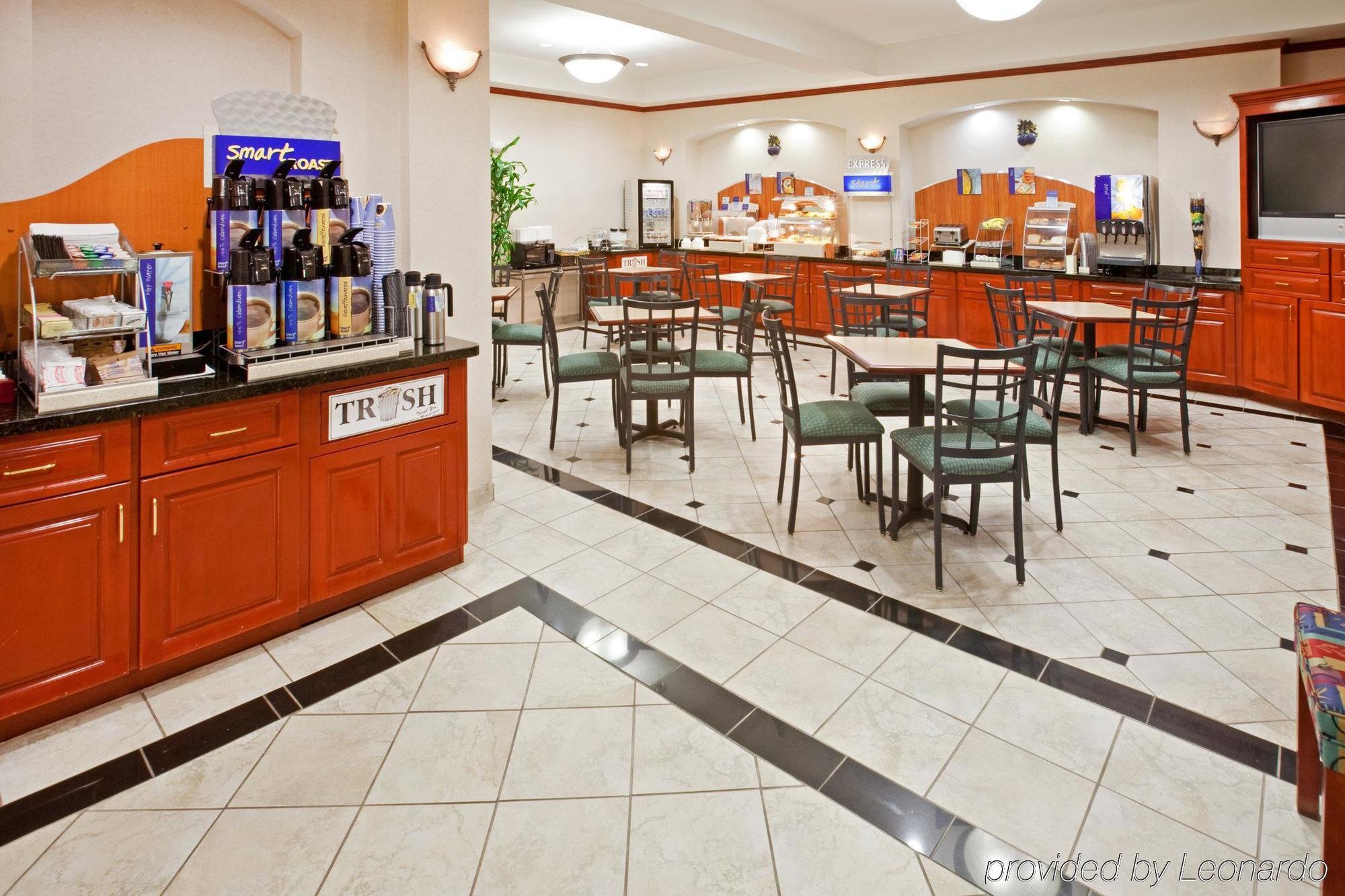Holiday Inn Express Hotel & Suites Dallas - Grand Prairie I-20 By Ihg Экстерьер фото