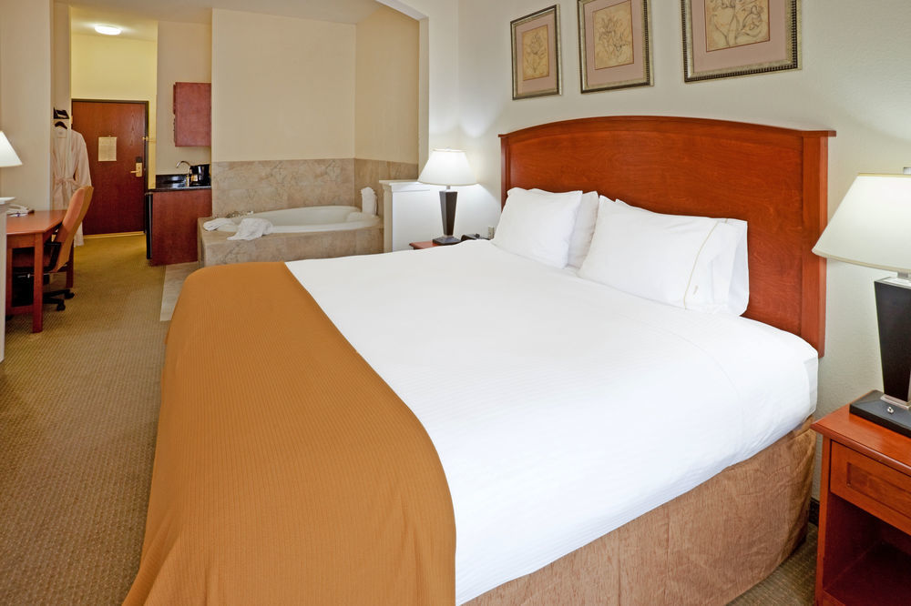 Holiday Inn Express Hotel & Suites Dallas - Grand Prairie I-20 By Ihg Экстерьер фото